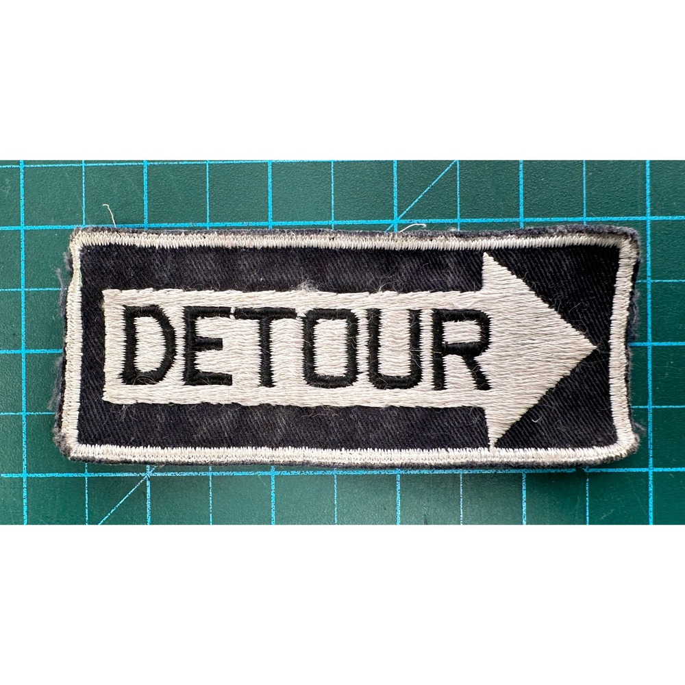 Vintage Detour Sign Patch Embroidered Sew On Road Traffic Arrow Black White B2